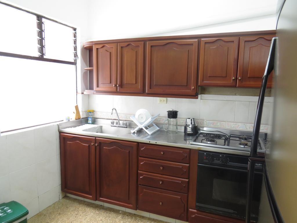 Hostal Casa Prado Medellin Ngoại thất bức ảnh
