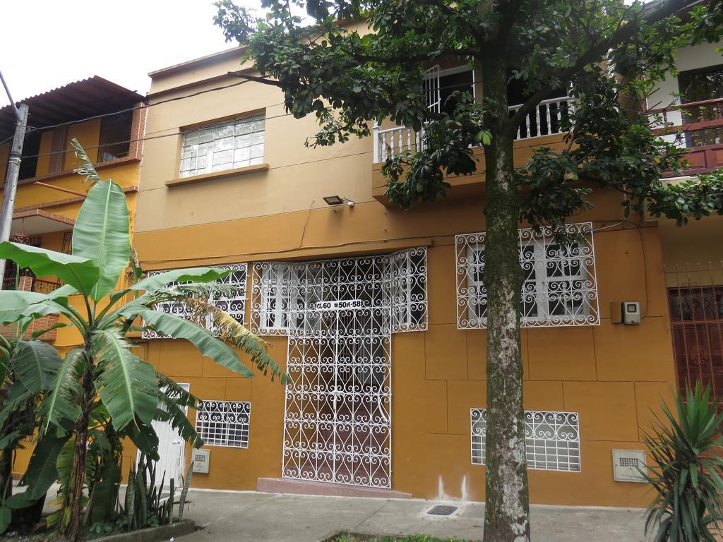 Hostal Casa Prado Medellin Ngoại thất bức ảnh